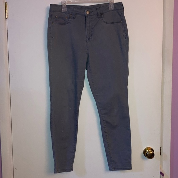 Aeropostale gray comfortable pants with some wear. - Picture 1 of 5